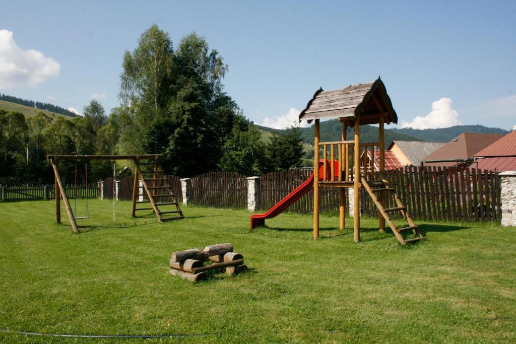 Penzion Fantazia Michalova - Brezno-Muranska Planina Dış mekan fotoğraf
